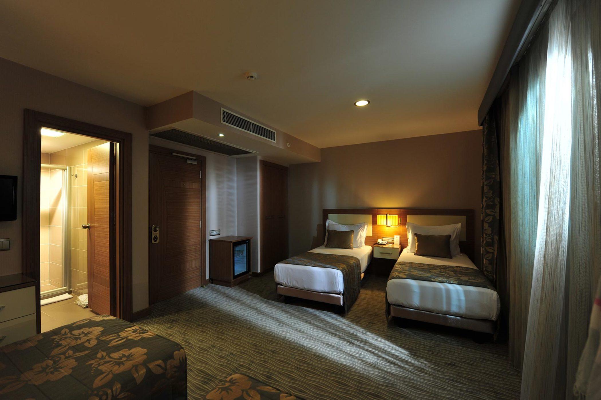 Yasmak Comfort Hotel Istanbul Exterior photo