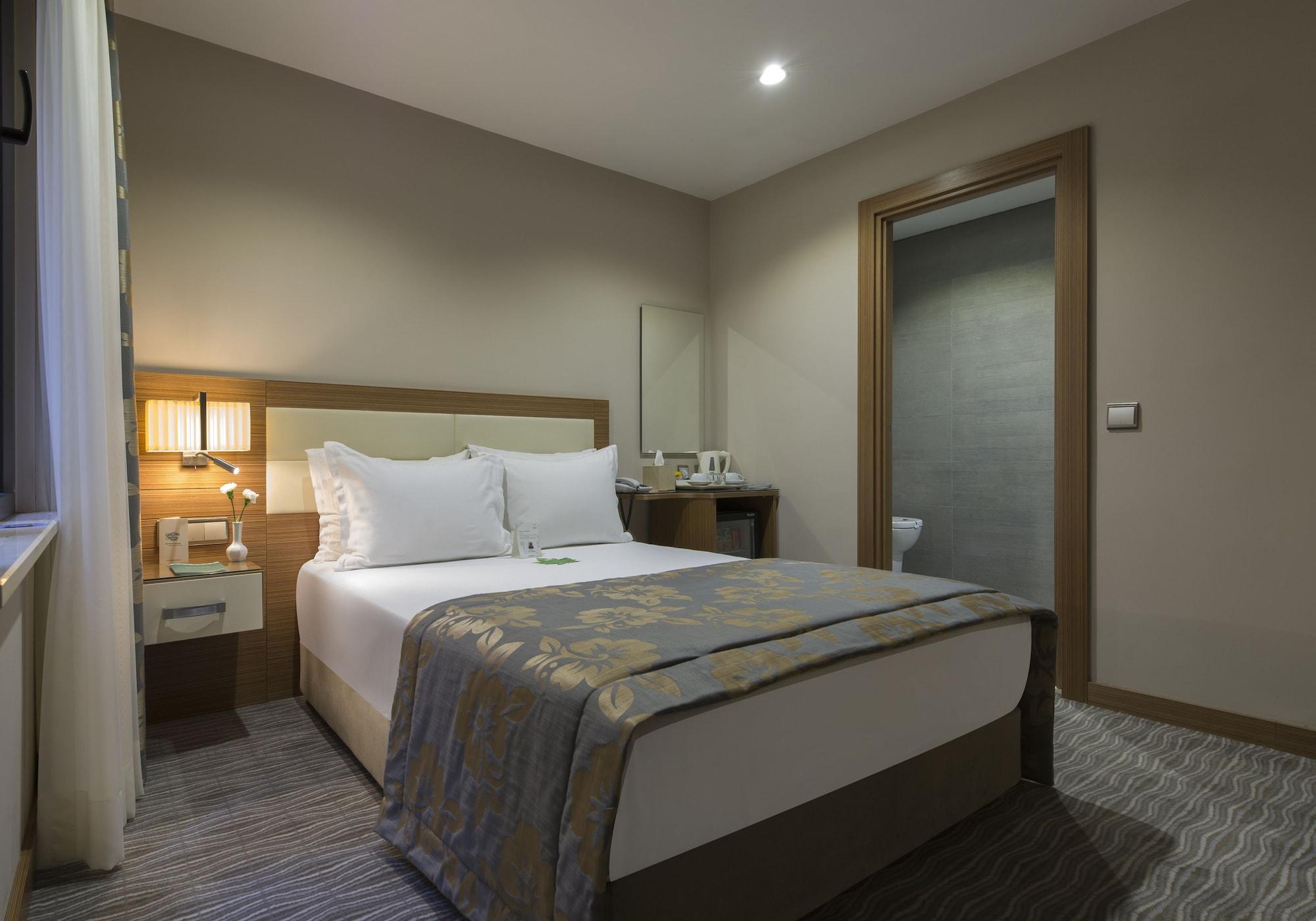 Yasmak Comfort Hotel Istanbul Exterior photo