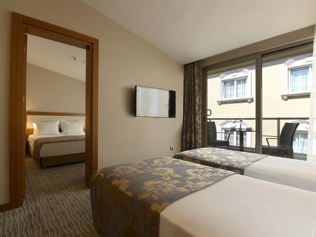 Yasmak Comfort Hotel Istanbul Exterior photo